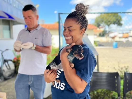 Vigilância Sanitária realiza Dia D da Vacinação antirrábica nas Unidades de Saúde de Mucuri e Itabatã