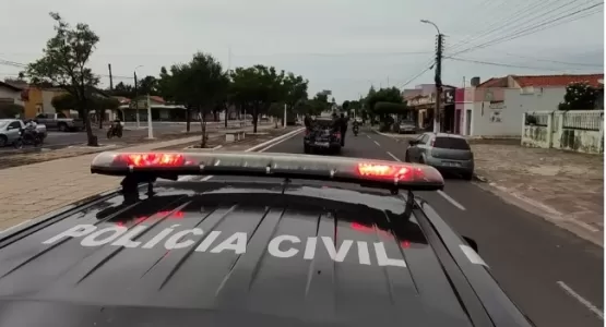 Namorada é suspeita de tentar decepar pênis de homem enquanto ele dormia