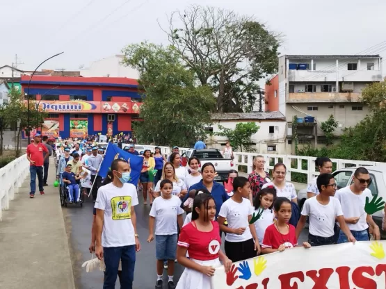 Prefeitura de Medeiros Neto realiza Caminhada da SuperAÇÃO em comemoração ao Dia Nacional de Luta das Pessoas com Deficiência