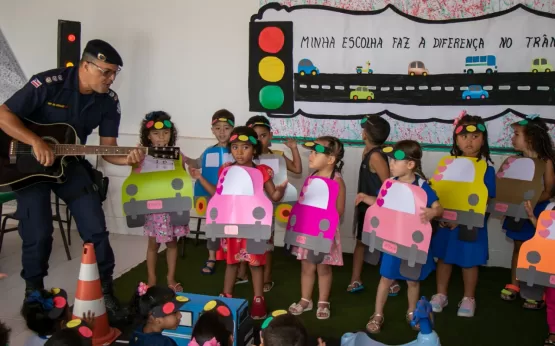 Semana Nacional de Trânsito: Prefeitura de Teixeira realiza atividade de conscientização na Creche Municipal Braz