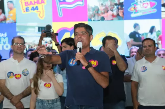 Em Teixeira de Freitas ACM Neto se compromete a entregar Hospital Regional no Extremo Sul e diz que atual governo não deixa legado na região