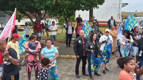 Deputado Robinho participa de carreata em Nova Tribuna