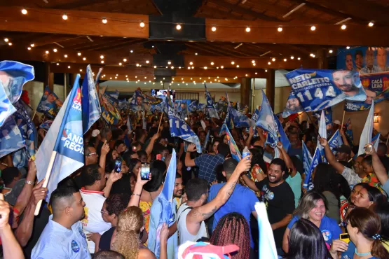 Prefeito Robertinho promove mega evento para reforçar apoio ao Deputado Sandro Régis e Neto Carletto