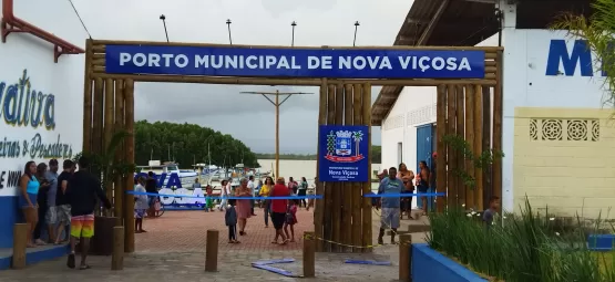 Prefeita Luciana Rodrigues inaugura novo Pier de Nova Viçosa e é prestigiada por uma multidão de moradores