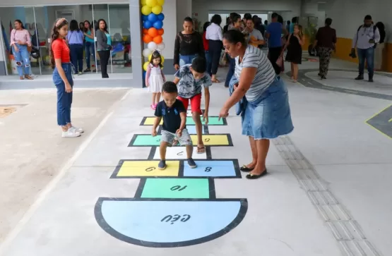 Prefeitura inaugurou o Centro Municipal de Educação Infantil Cecília Meireles nesta sexta (30), no Eixo Sul