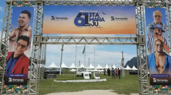 Desfile cívico marca o 61º aniversário de emancipação político-administrativa de Itamaraju