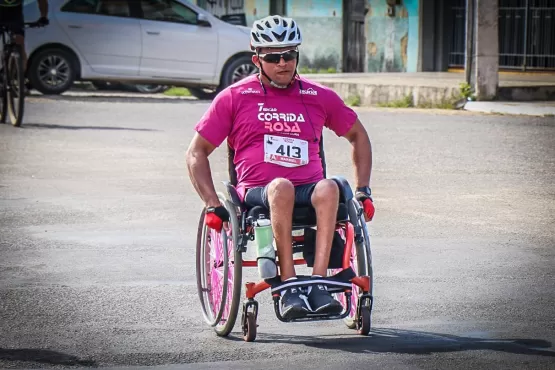 Teixeira de Freitas - Corrida Rosa chama a atenção para a prevenção e tratamento do Câncer de Mama