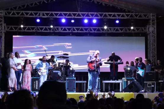 Show gospel com Gerson Rufino e bandas locais são atrações religiosas no aniversário de Mucuri