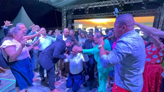 Show gospel com Gerson Rufino e bandas locais são atrações religiosas no aniversário de Mucuri