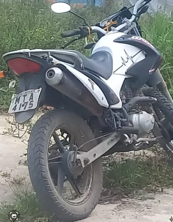 PM recupera em Teixeira de Freitas moto furtada em Itabatã
