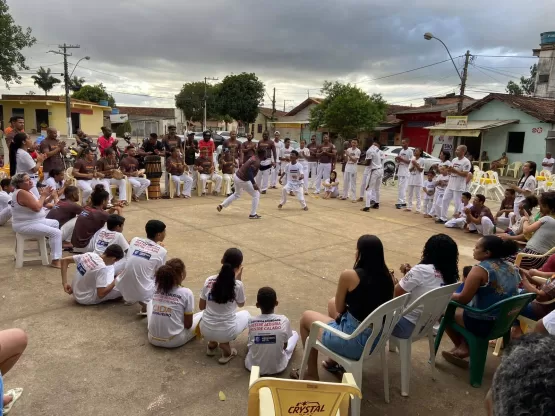 Prefeitura de Medeiros Neto apoia evento de Capoeira no município.