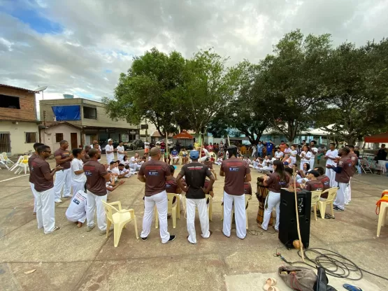 Prefeitura de Medeiros Neto apoia evento de Capoeira no município.