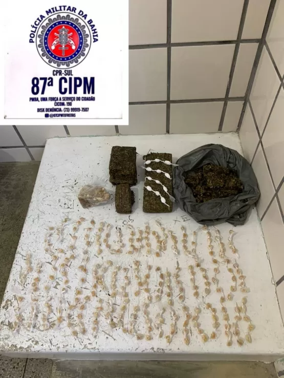 PM apreende quase um quilo de maconha, além de crack e cocaína em Teixeira de Freitas