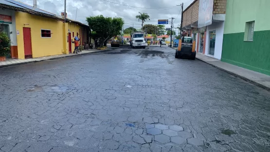 Iniciada a obra de asfaltamento do bairro Palmeiras ao Caravelas