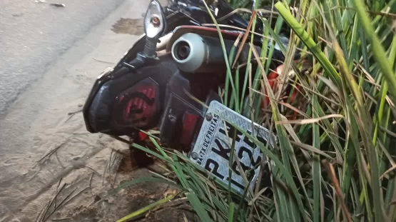 Vaqueiro morre em acidente na BA 290 próximo ao Terras da Bahia em Teixeira de Freitas. Duas mulheres ficaram feridas