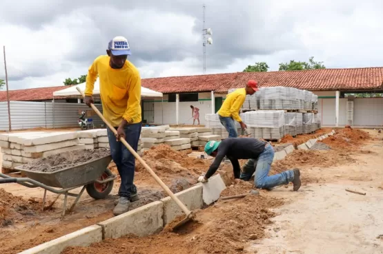 Prefeitura dá continuidade em obra de ampliação em escola de Santo Antônio, distrito de Teixeira