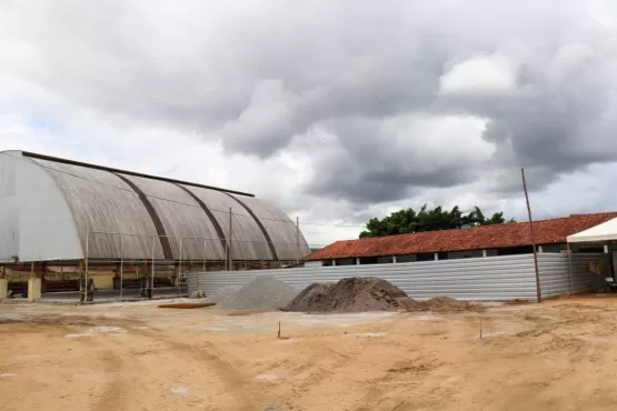 Prefeitura dá continuidade em obra de ampliação em escola de Santo Antônio, distrito de Teixeira