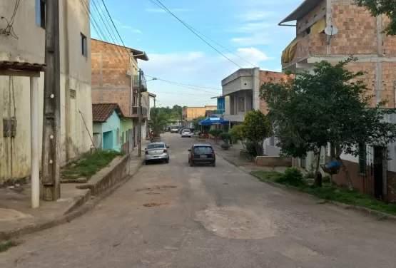 Cinco pessoas são baleadas por causa de discussão envolvendo política em Itamaraju. Autor foi preso