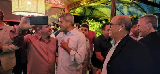 Rui, Jerônimo e Geraldo celebram vitória nas urnas com prefeitos e garantem fortalecer parceria