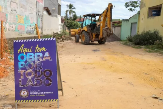 Prefeitura inicia processo de drenagem na Rua Paraíba Teixeira de Freitas