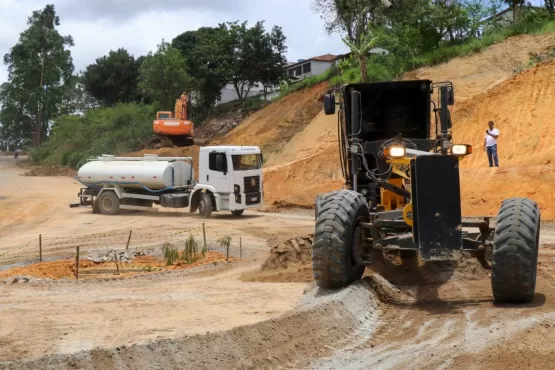 Obra de reconstrução da Ladeira do Colina Verde está em fase final