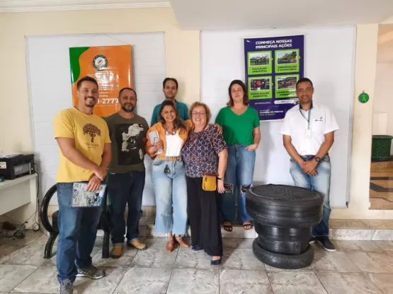 Educação ambiental: Prefeitura participa de lançamento do RECICLAVIDA