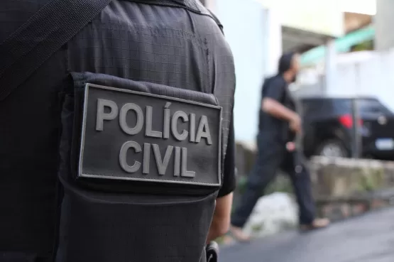 Deam prende homem que mantinha esposa em cárcere privado, na Bahia