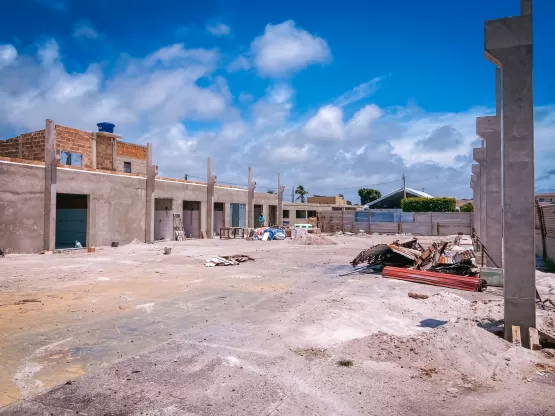 Prefeitura de Prado segue com obras de construção da nova Feira do Bairro São Sebastião