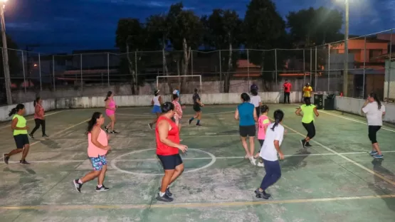 Aula de dança no bairro Santa Rita promove qualidade de vida e hábitos saudáveis para população