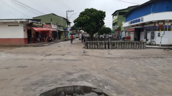 Prefeitura Municipal inicia obras de pavimentação da Avenida Rio Mucuri no bairro Triângulo Leal em Itabatã