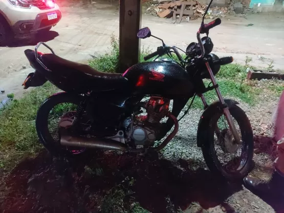 PM apreende moto em Teixeira de Freitas com restrição de roubo