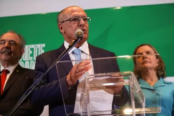 Gastos fora do teto via PEC da Transição podem chegar a R$ 203 bilhões