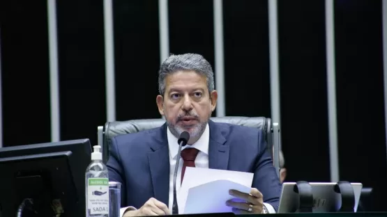 PT e PSB anunciam apoio a Arthur Lira nesta terça-feira
