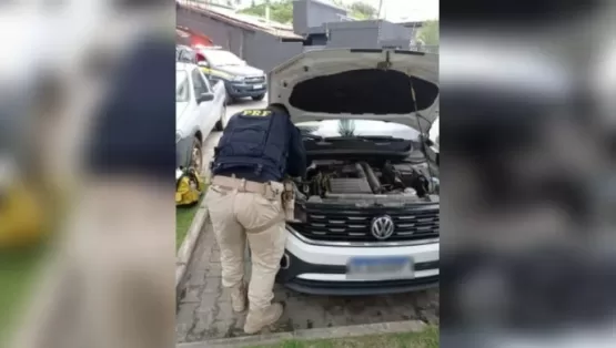 PRF recupera em Porto Seguro veículo roubado no Rio de Janeiro