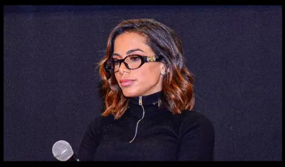 Anitta descobre ter vírus que pode causar esclerose múltipla: 