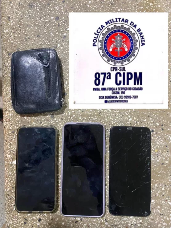 PM prende ladrões que haviam acabado de roubar celulares em Teixeira de Freitas