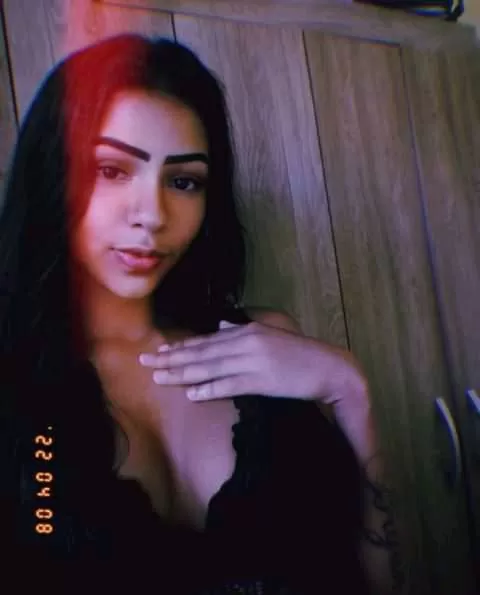 Jovem é morta a tiros em Itanhém