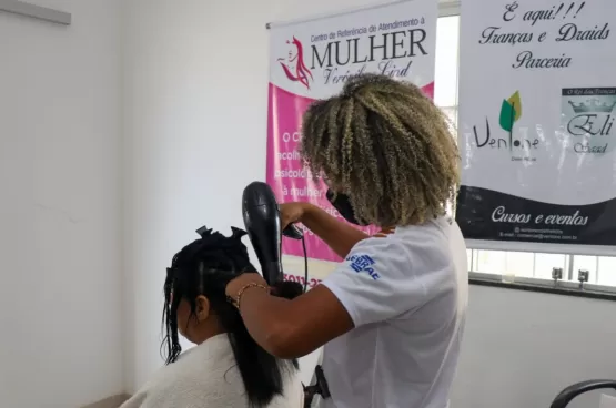 CRAM realiza confraternização de fim de ano às mulheres atendidas pela unidade