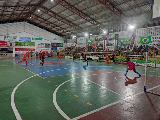 Confira os resultados dos jogos desta segunda-feira (12) pela Copa Comércio de Futsal