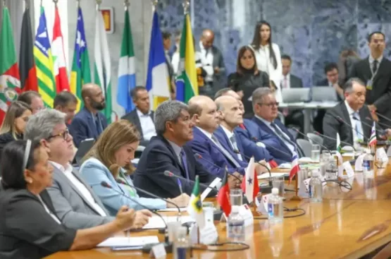 Jerônimo participa de reunião do Fórum de Governadores, em Brasília