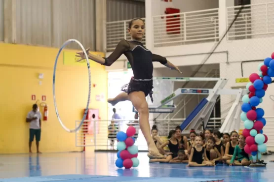 1ª Mostra de Ginástica Rítmica emociona teixeirenses durante estreia; veja fotos