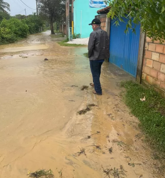 Caravelas monta abrigo e esquema de socorro às vítimas das fortes chuvas