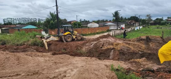 Caravelas está realizando mutirão de serviços de drenagem e limpeza em áreas atingidas pelas fortes chuvas