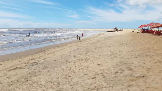 Vai começar o Festival da Virada 2023 na Arena Praia da Barra em Mucuri