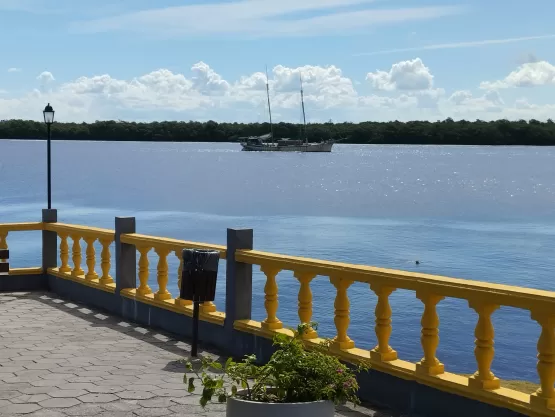 Prefeito Sílvio Ramalho inaugura o Calçadão do Pôr do Sol em Caravelas