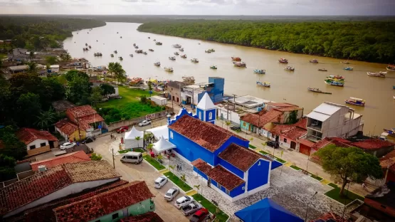 Praça histórica em Nova Viçosa é revitalizada