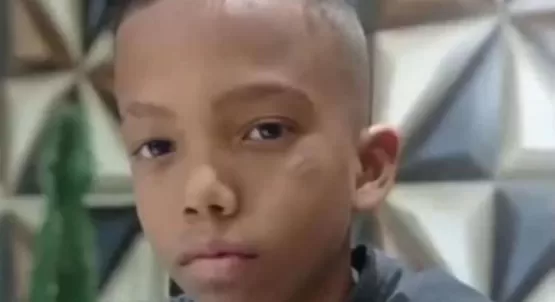 Criança de 10 anos mata amigo de 11 com facada ao tentar separar briga entre amigo e o irmão