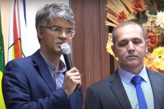 Prefeito Marcelo Belitardo participa da posse do novo presidente da Câmara de Vereadores de Teixeira de Freitas