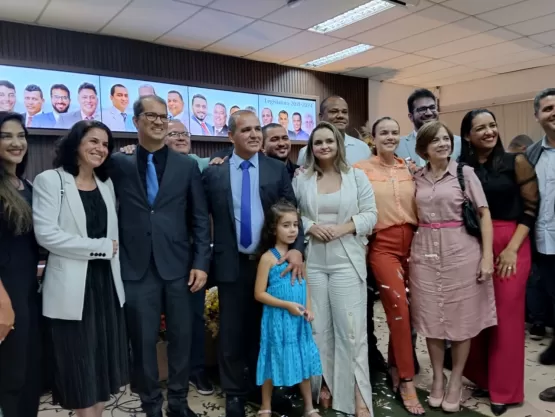 Prefeito Marcelo Belitardo participa da posse do novo presidente da Câmara de Vereadores de Teixeira de Freitas