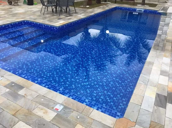 Menino de 5 anos morre afogado em piscina de clube em Porto Seguro